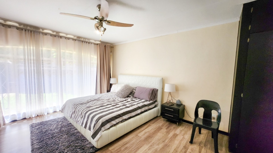 4 Bedroom Property for Sale in Wilkoppies North West